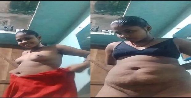 Desi Xxx Village Bhabhi Ji Nude After Bath Video